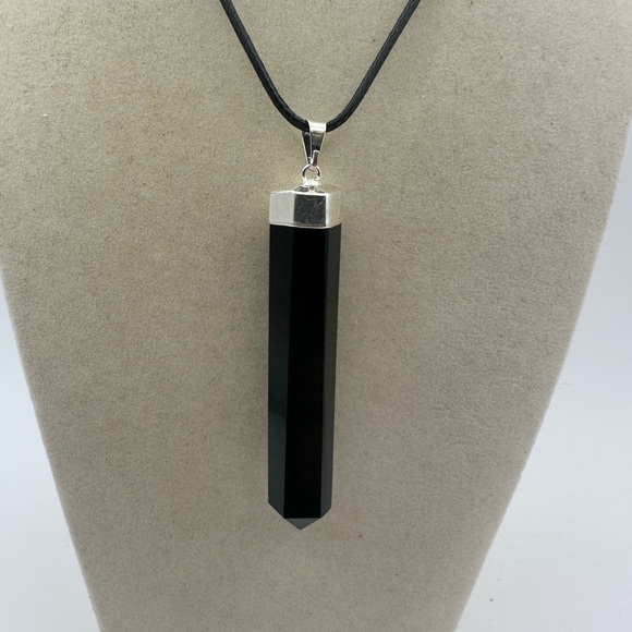 Black Obsidian Point on Rope - Picture 6 of 6